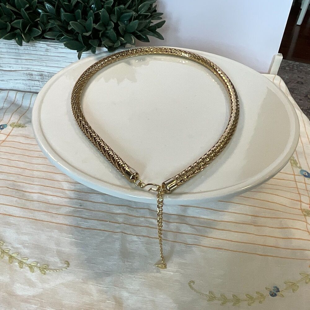 Fabulous vintage 1970's Whiting and Davis gold mesh belt 27" must see - Picture 3 of 5